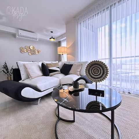 Luxe Tropic Apartment in Downtown San Jose