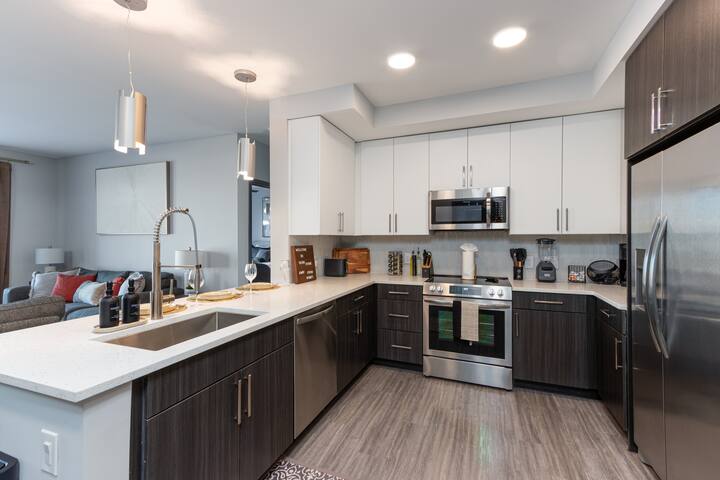 Luxe Corporate Housing managed Airbnb listing 2