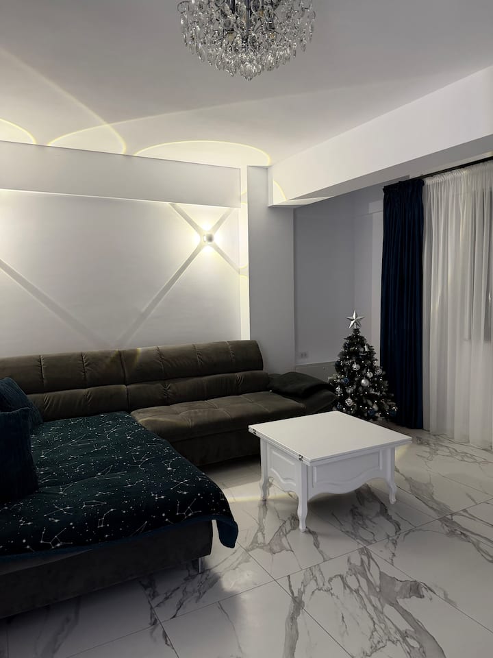 Modern Majesty Apartament - Cacica