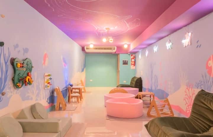 One-bedroom apartment with pool in Monserrat