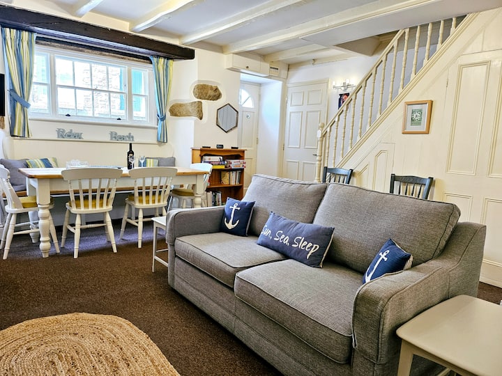 Cottage In Mousehole - 紐林
