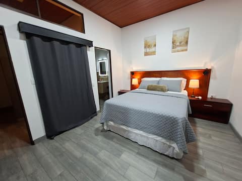 "Sweet Refuge" "92 Mts2"  a/c in room
