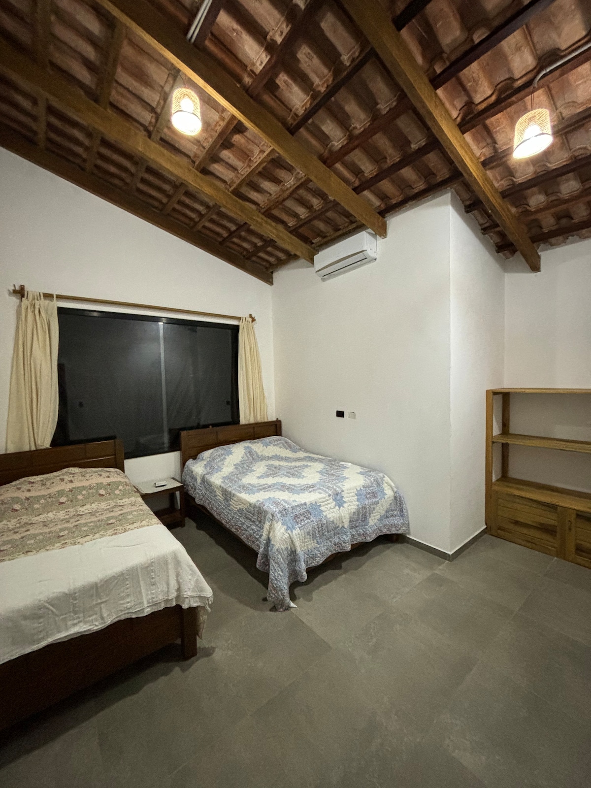 საძინებელი 2