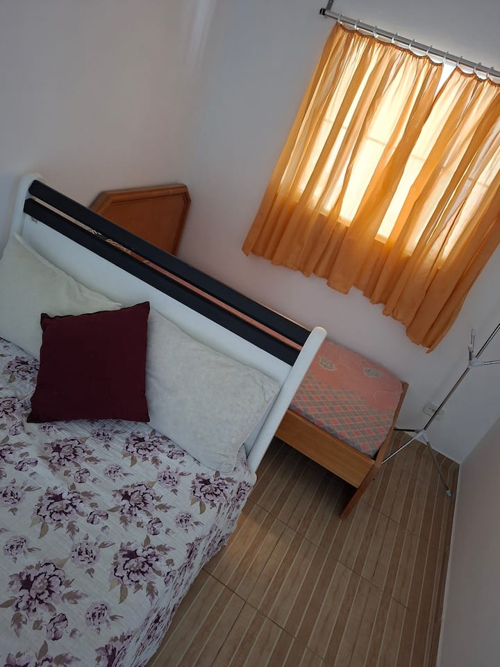 Dhomë gjumi