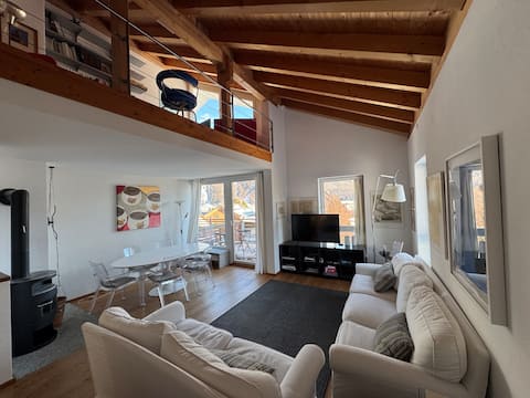Samedan House, Dream Multi-level Apartment- Ski in