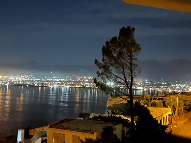 Sunset Villa with a heated pool + fantastic views