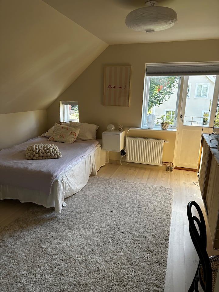 საძინებელი 1