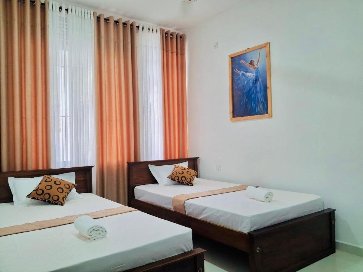 საძინებელი 1