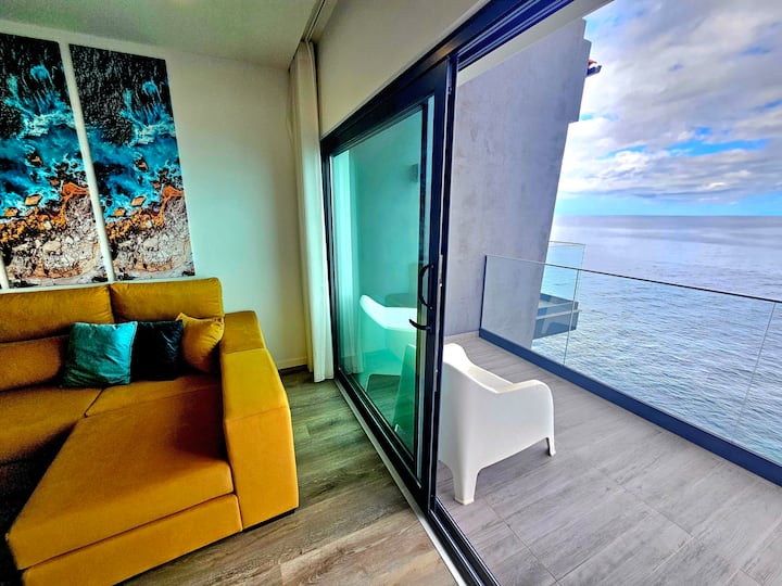 Seaside Luxury Retreat • Ac & Sunset Views - Machico