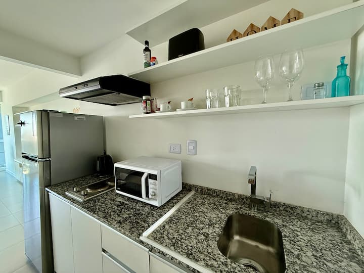 Studio apartment in Retiro with city and river views