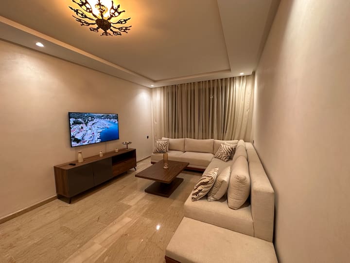 Appartement Privé 5min De La Plage. Avec Piscine. - Agadir