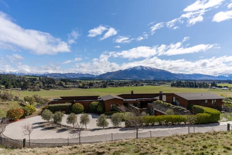 Pinnacle View Hawea Estate