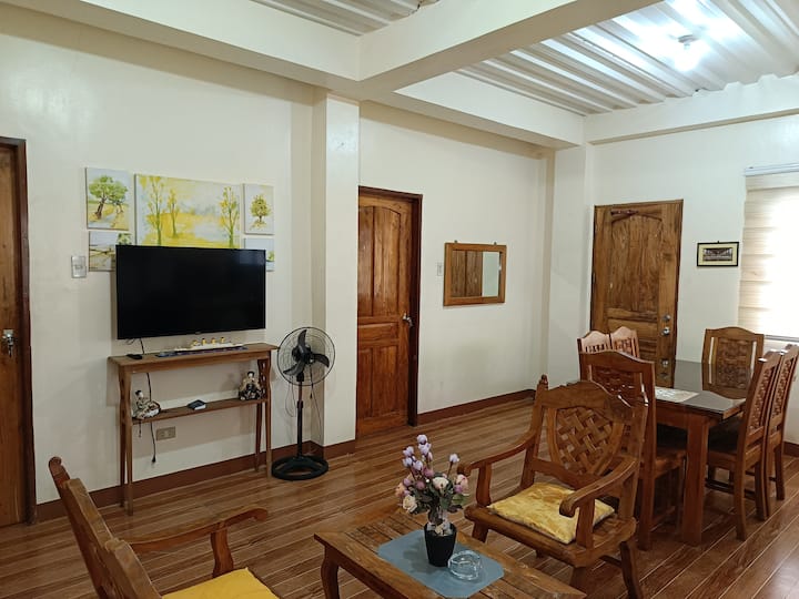 Rilan Cozy Guesthouse – Near Public Market & Plaza - Roxas City