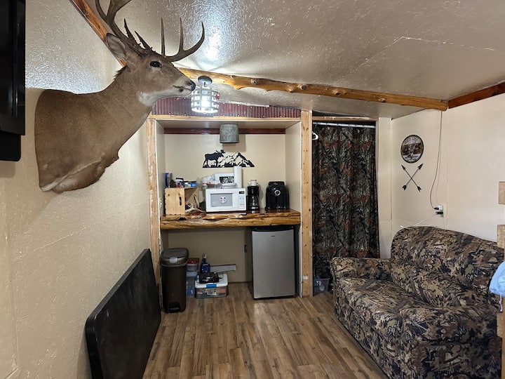 Quiet Tiny Home - Canton Lake, OK