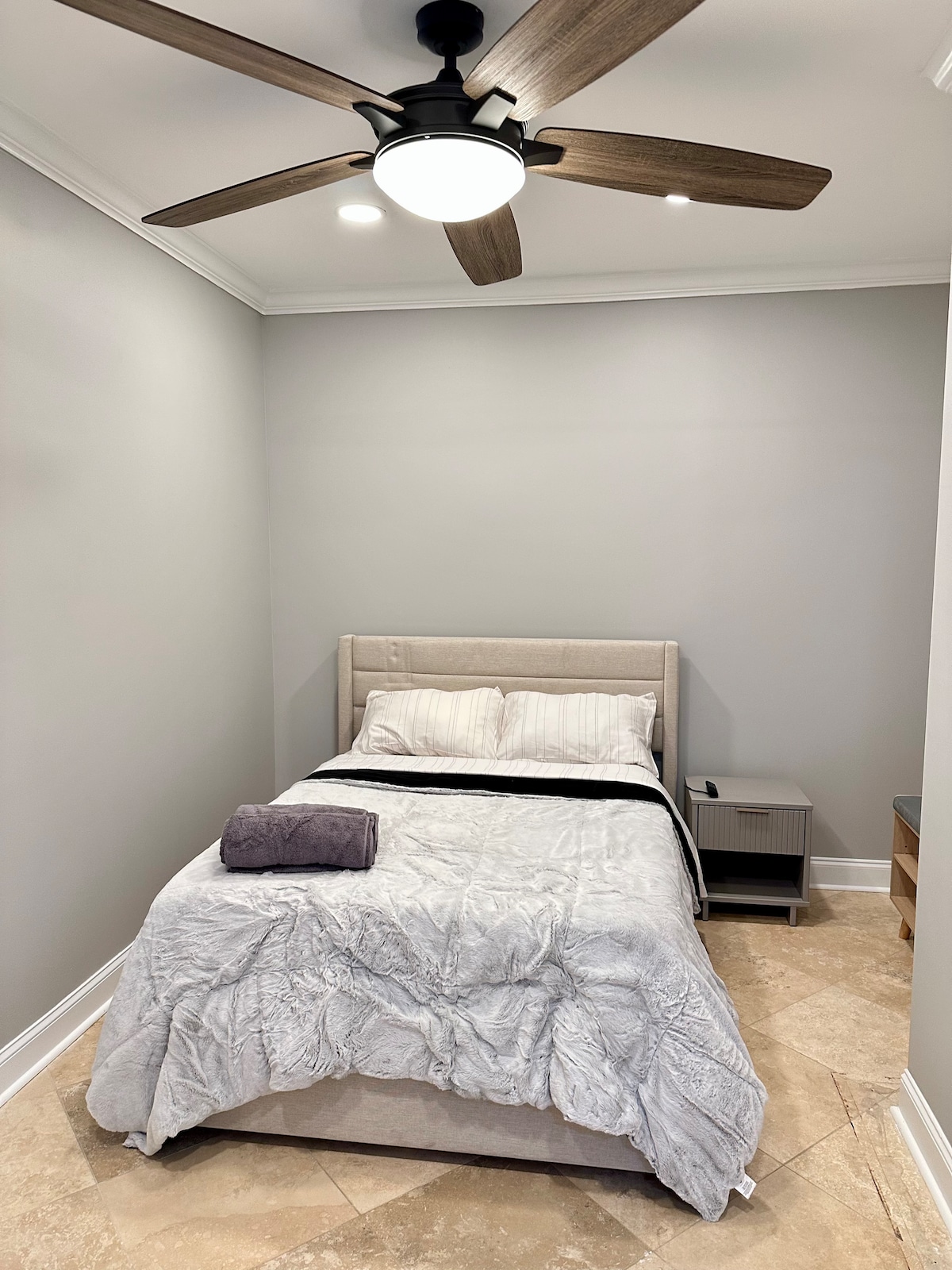 Modern Basement Apt near Chateau Elan/Rd Atlanta