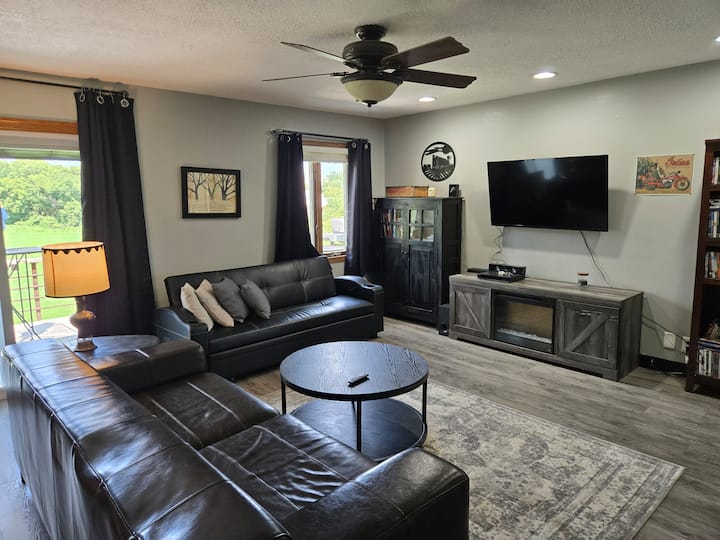 Тук също има 1 скрито легло