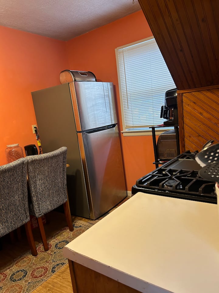 Cozy & Comfortable - Oceanside, NY
