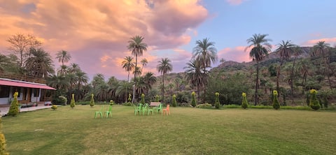 Mount Cottage balcony 3 rooms @Palm valley 6-9 PAX