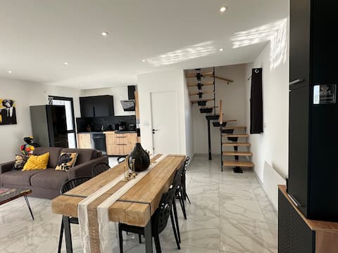 80 m2 Duplex, Le Refuge du Léman, lake and mountains