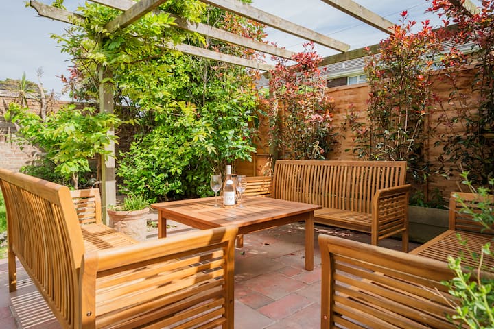 Beech Lodge - Barton on Sea