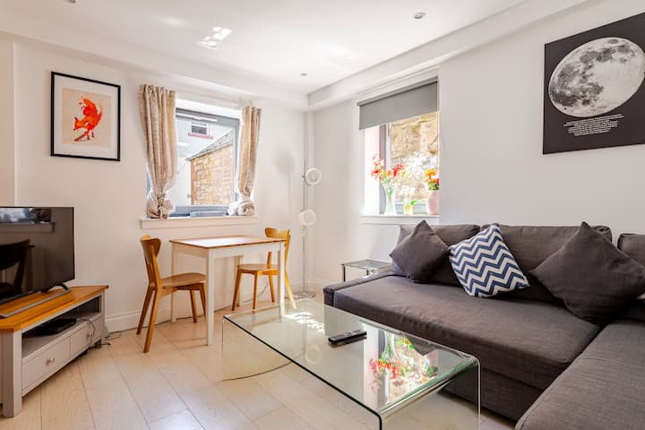 Walk Everywhere -Top Rated Flat On The Royal Mile. - Edinburgh
