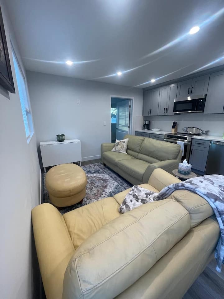 Brand New Adu Historic District - Sierra Madre, CA