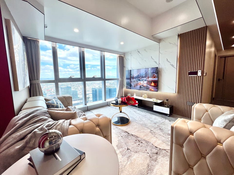 Top-earning Airbnb listing in Taguig, 5 bedrooms