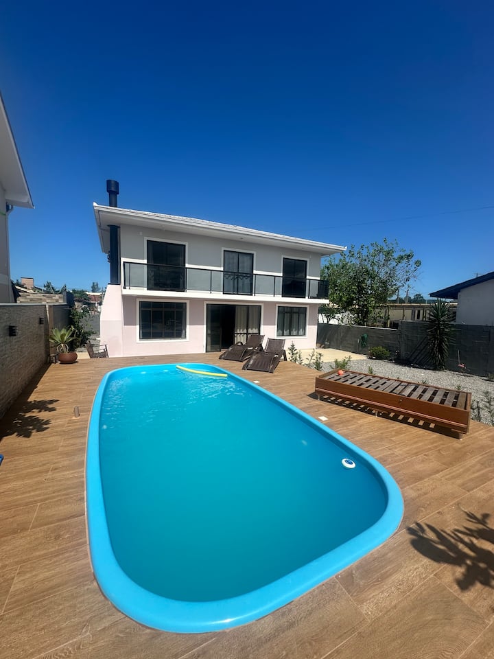 Casa C/ Piscina à 5min Da Praia - Florianopolis
