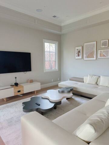 Huge 5BR Near Stanford & Tech HQ gallery image 4