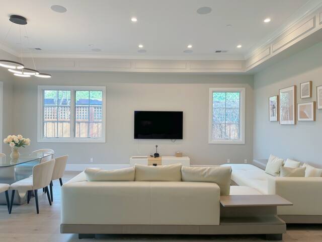 Huge 5BR Near Stanford & Tech HQ gallery image 3