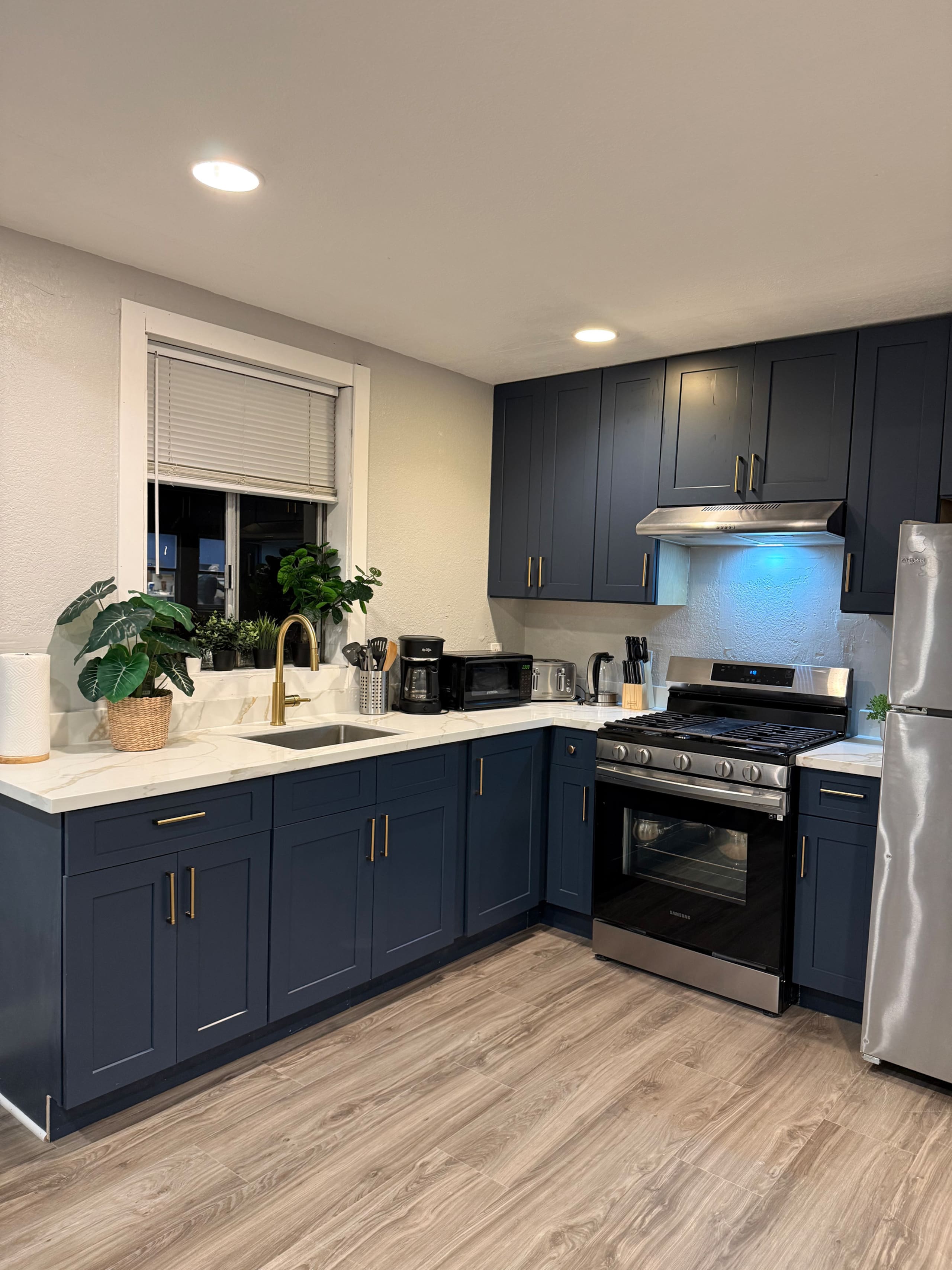 Home in San Francisco · ★4.59 · 3 bedrooms · 3 beds · 1 bath - Image 10