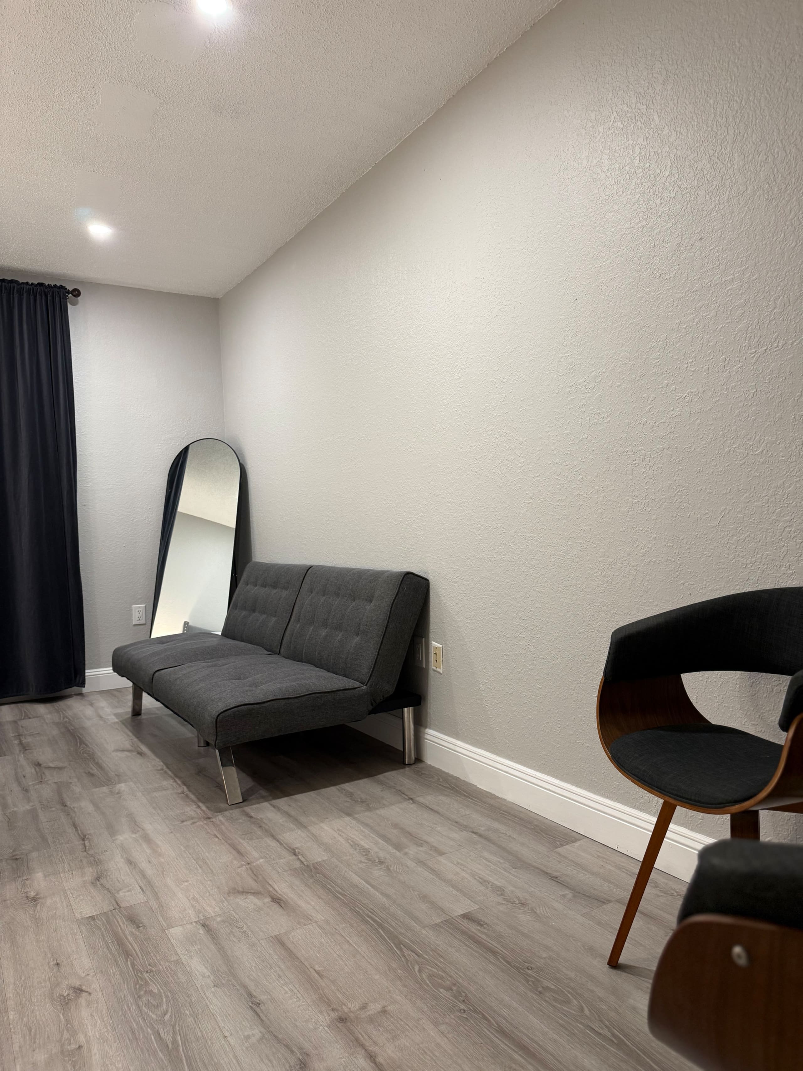 Home in San Francisco · ★4.59 · 3 bedrooms · 3 beds · 1 bath - Image 16