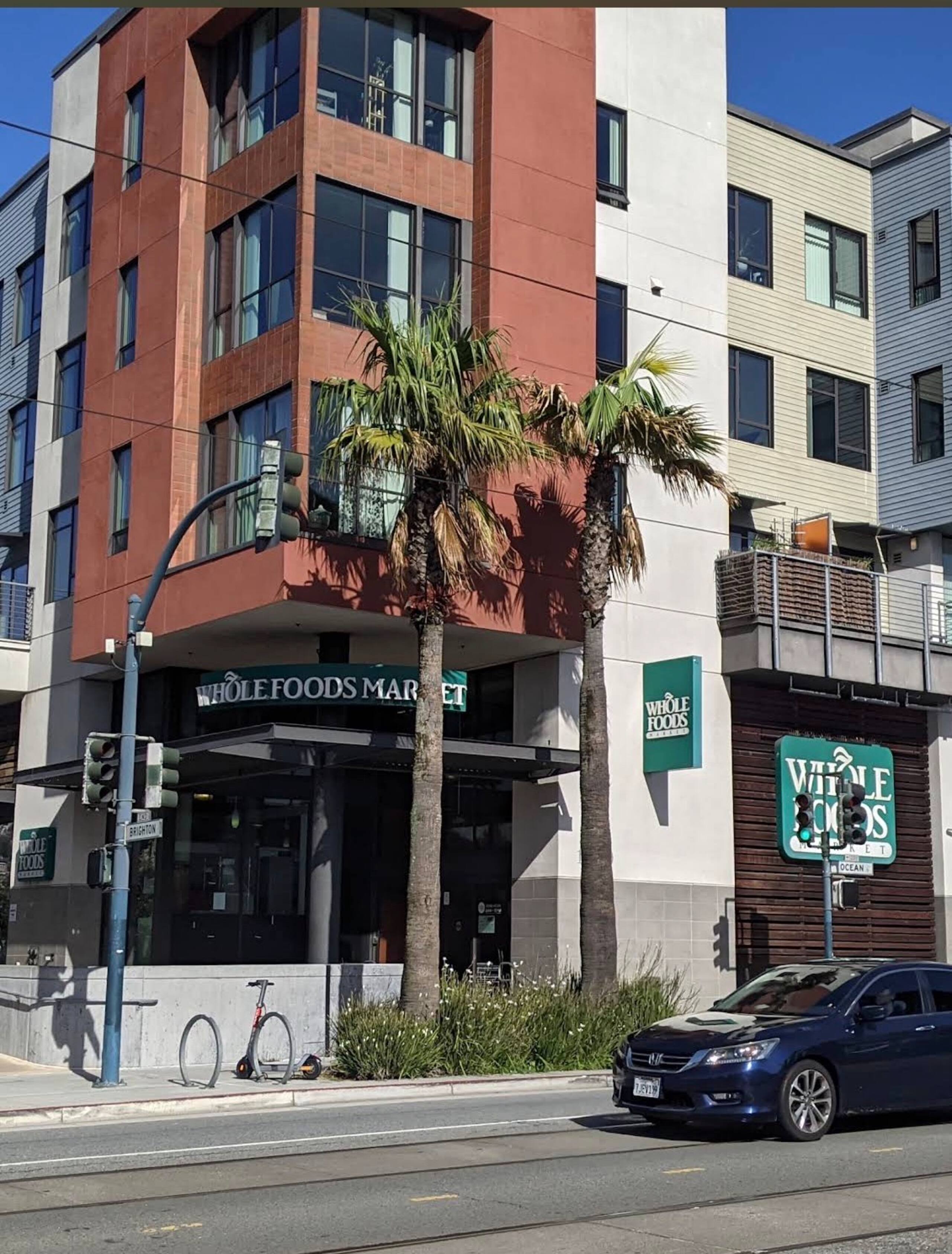 Home in San Francisco · ★4.59 · 3 bedrooms · 3 beds · 1 bath - Image 43