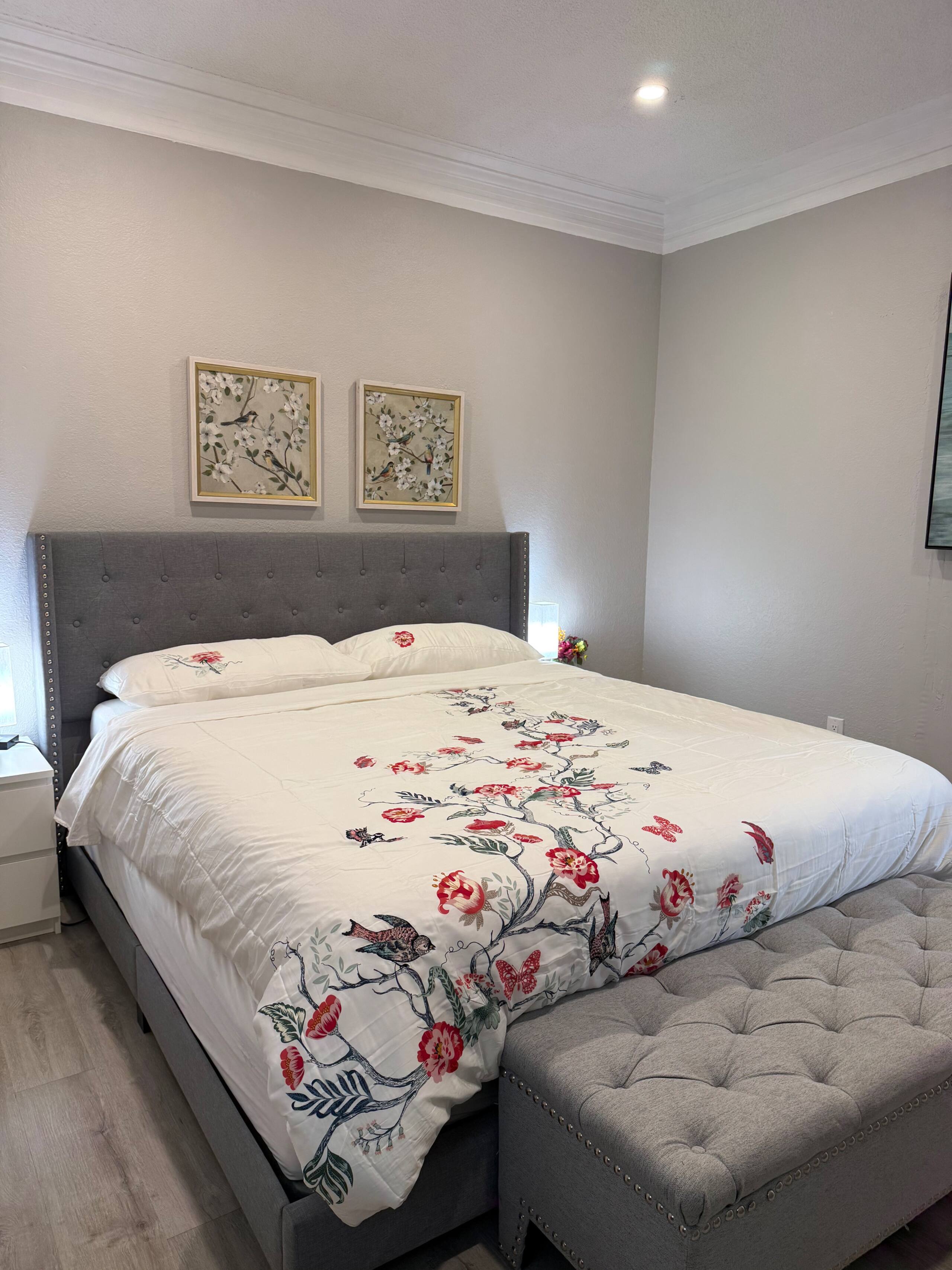 Home in San Francisco · ★4.59 · 3 bedrooms · 3 beds · 1 bath - Image 30