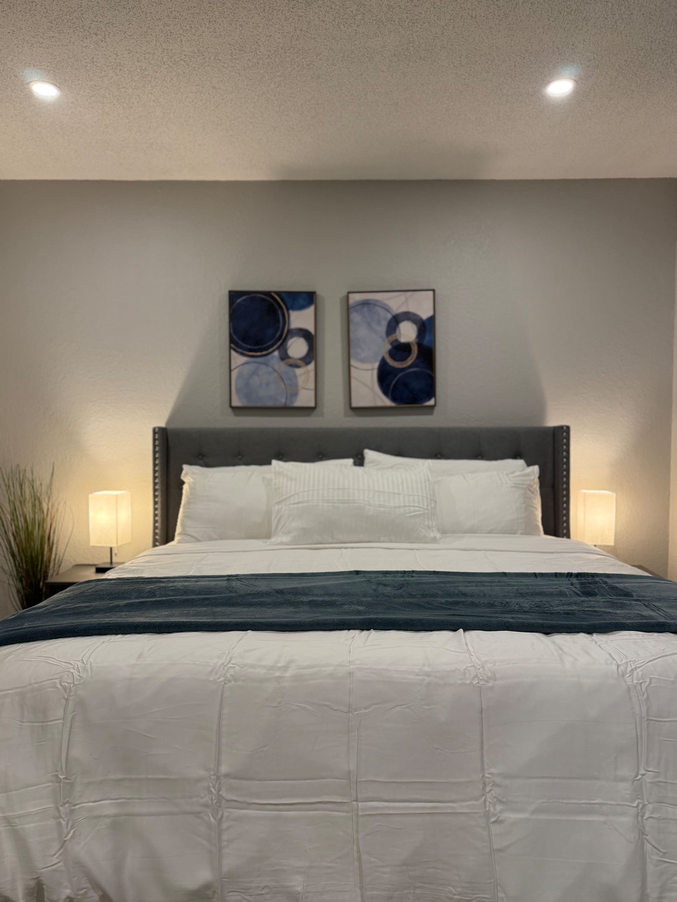 Home in San Francisco · ★4.59 · 3 bedrooms · 3 beds · 1 bath - Image 15