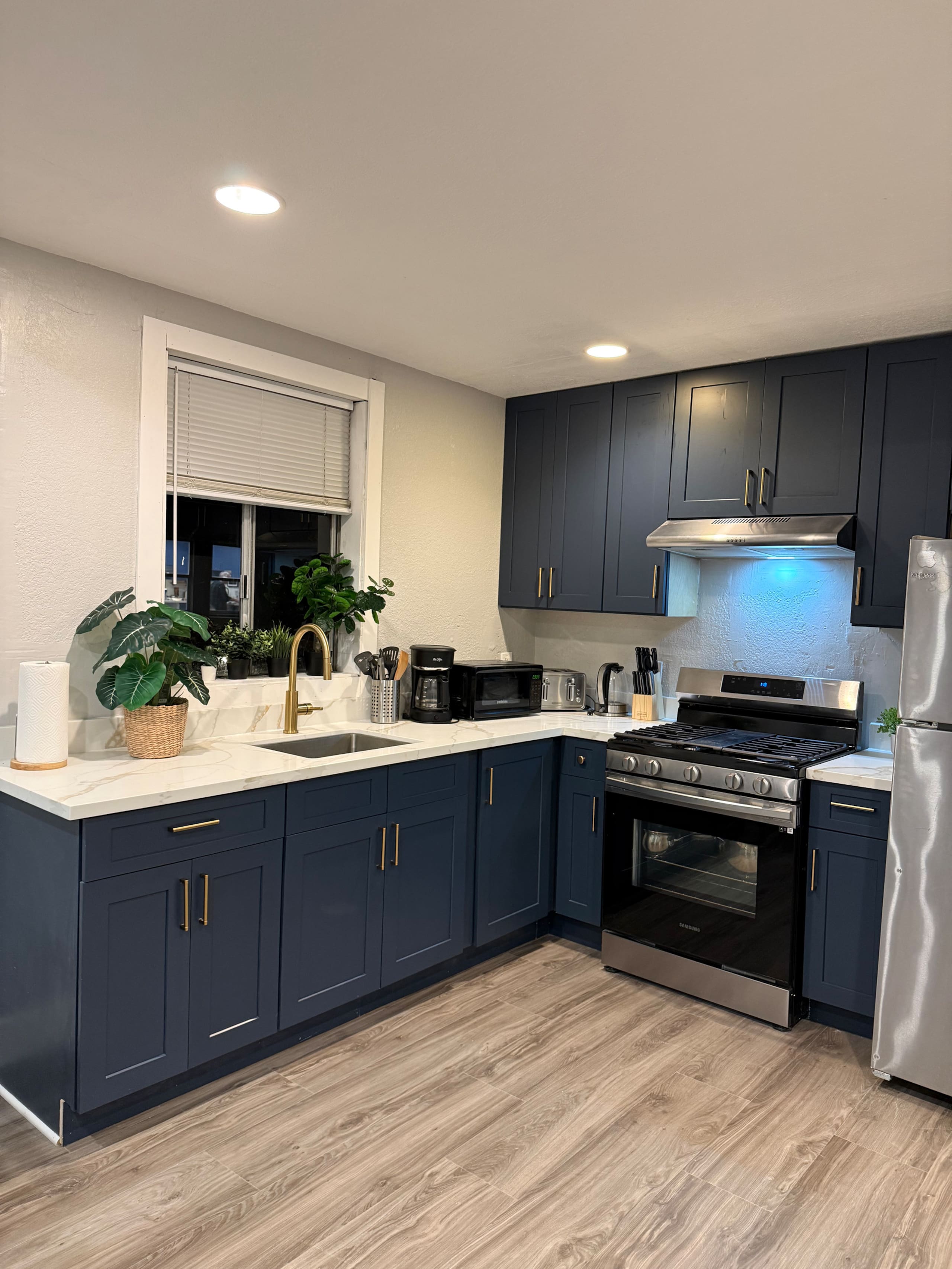 Home in San Francisco · ★4.59 · 3 bedrooms · 3 beds · 1 bath - Image 9