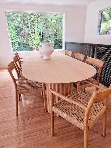 Tropical rainforest oasis – Black Lotus gallery image 5