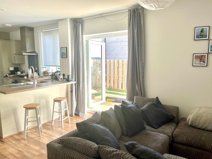 Family Home By The Sea, Closest To Sailing Academy - Weymouth, UK