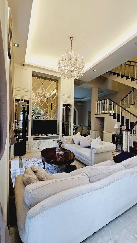 Executive Mansion - Private Pool/4Jacuzzi&Office