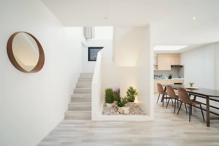 Homey 3 br with pool, 1 stop from Iconsiam gallery image 3