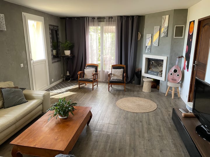 Maison Zen Avec Vue - Manosque
