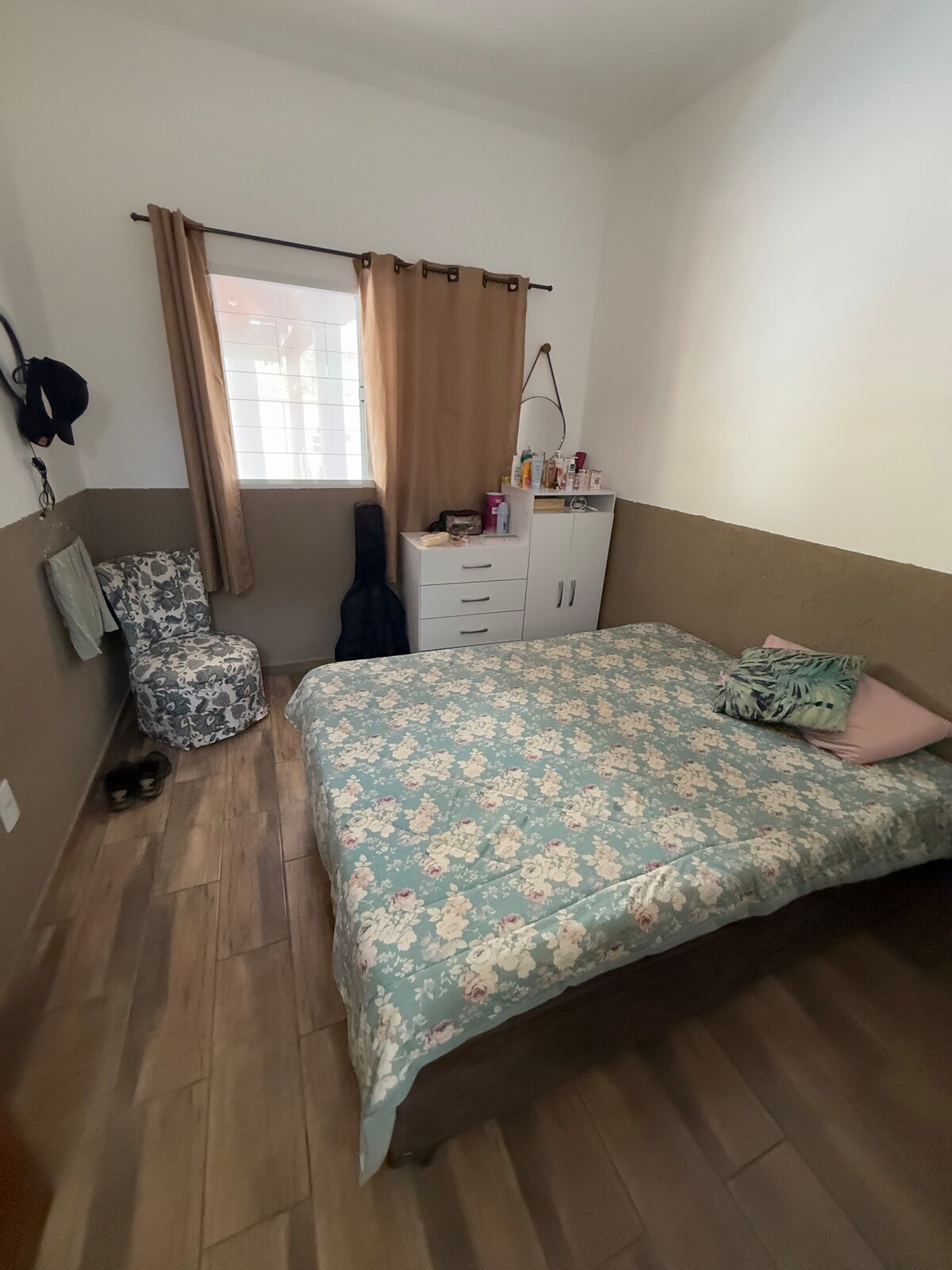 غرفة النوم 1