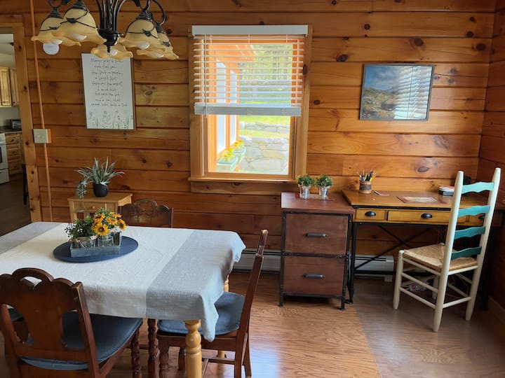 Log Cabin Getaway - Vermont