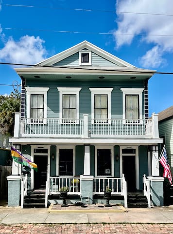 Mid-City 3 BR Close to Canal Street