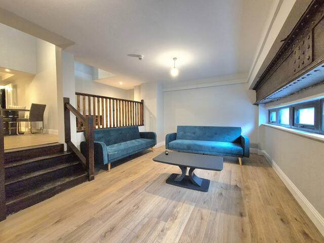 Temple Bar Trinity Gates Loft gallery image 5