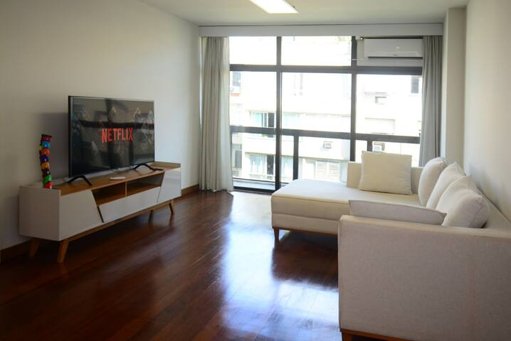 Ipanema! Varanda!Piscina! Vista Mar!