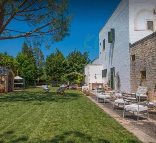 Casina Rossi villa con piscina gallery image 5