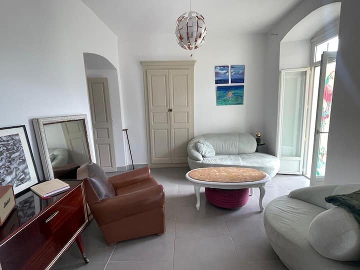 F3 Lumineux Centre Ancien - Corte