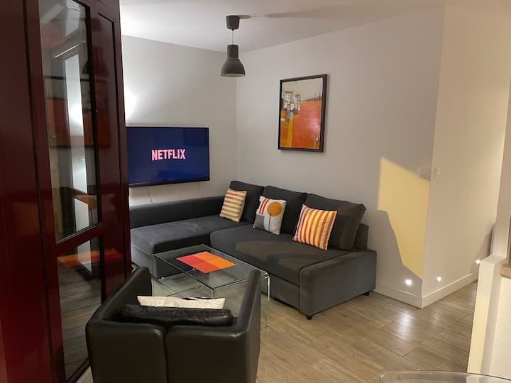 Calme Au Centre-ville , 1 Ch, Terrasse , Parking ! - Aix-en-Provence