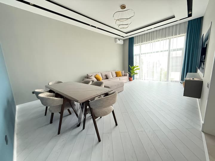 Cozy Modern Beach Retreat With Heated Pool - Azerbaijan